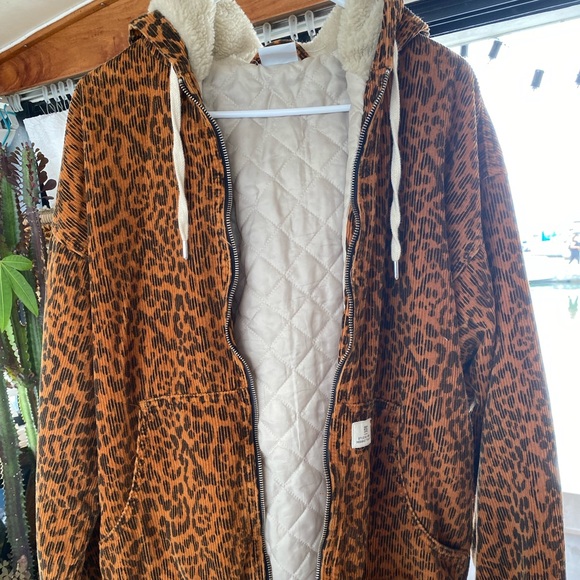 BDG Urban Outfitters Leopard Cheetah Corduroy Jacket Small - Picture 7 of 7